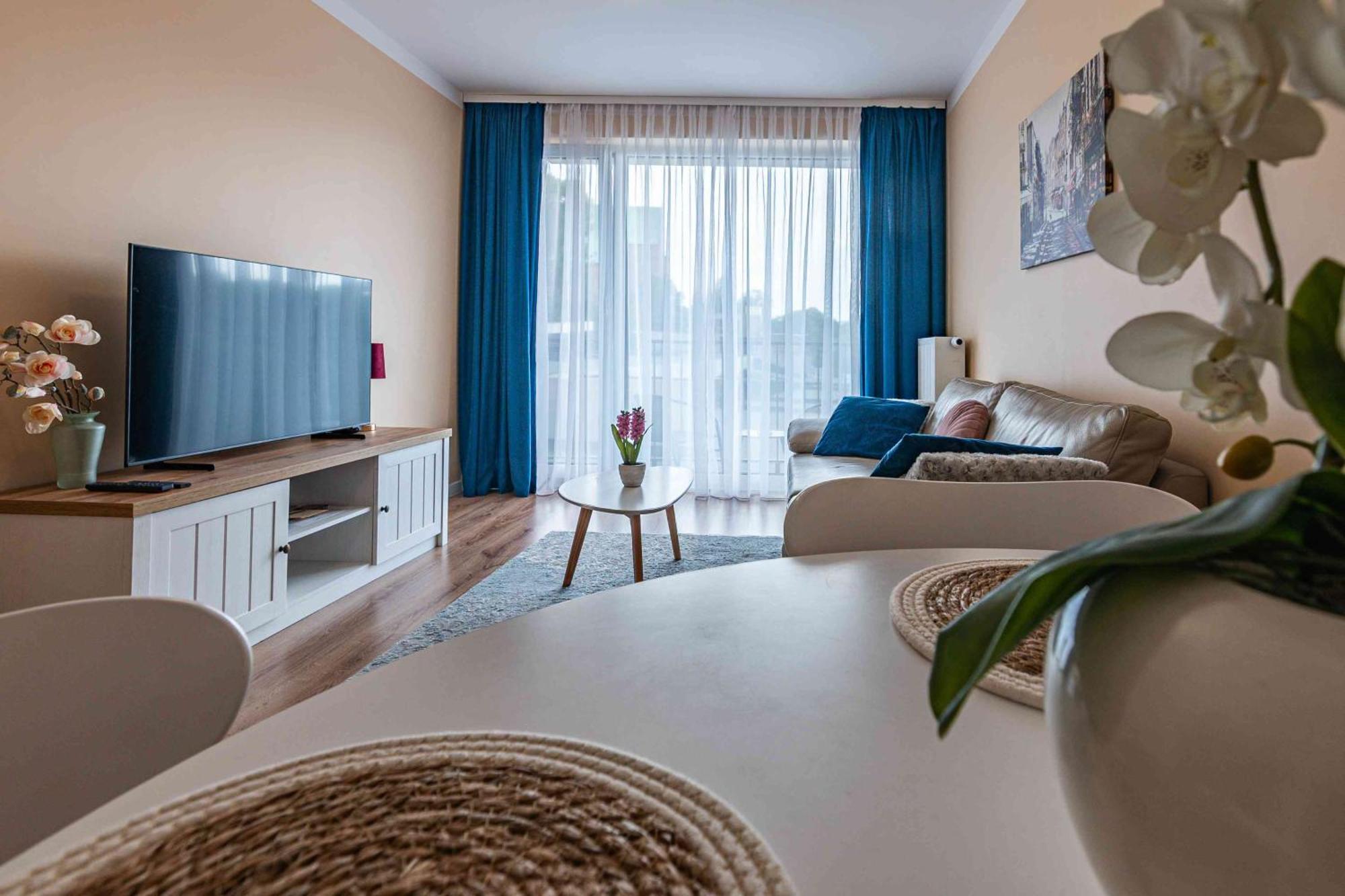 Nowy Apartament - Bulwary Nad Sola - 52M2 ออชเวียนชิม ภายนอก รูปภาพ